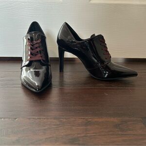 NWOT Maroon Le Chateau Booties